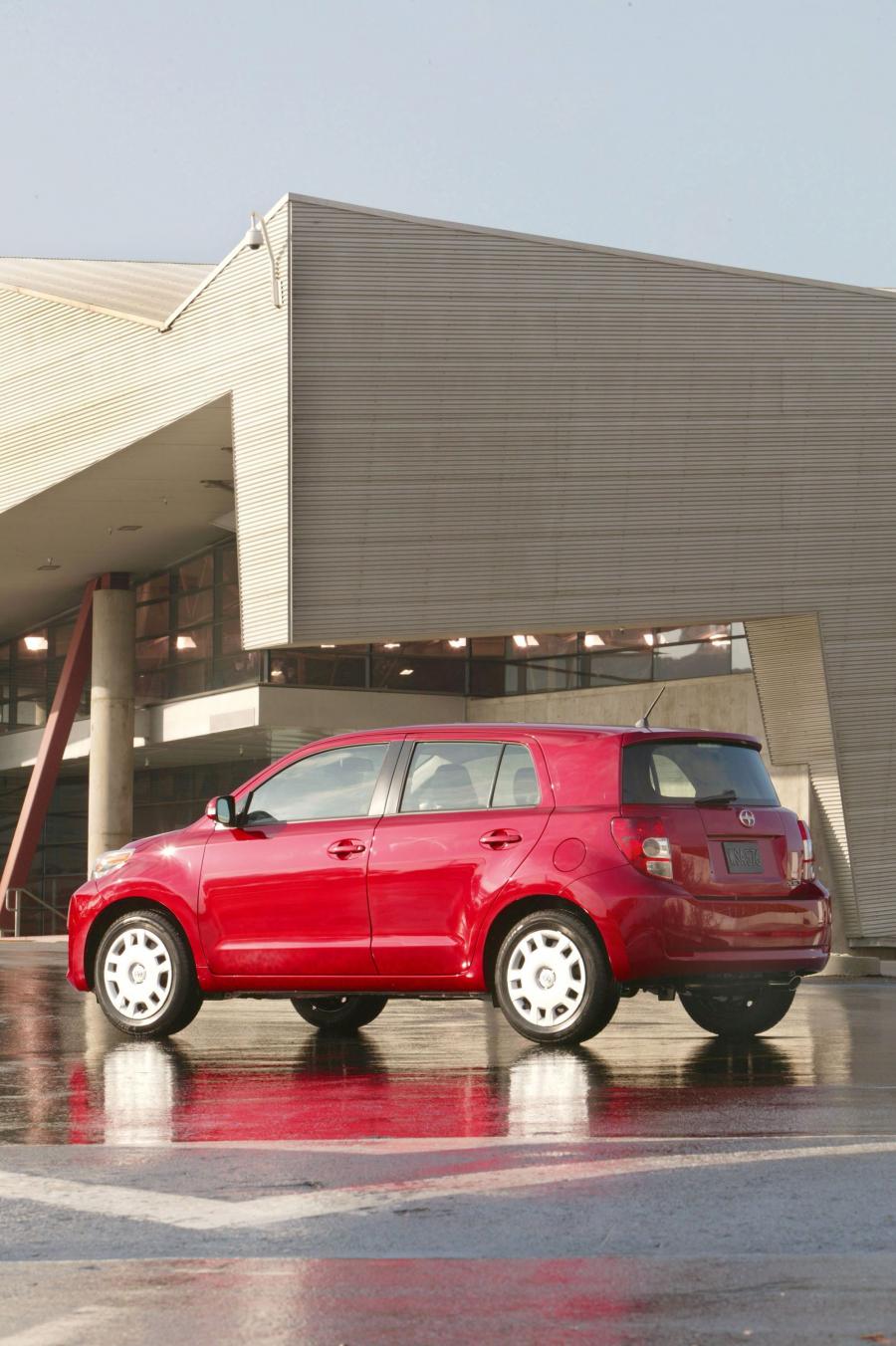  Scion xD 2007 года  (фото 113 из 113)